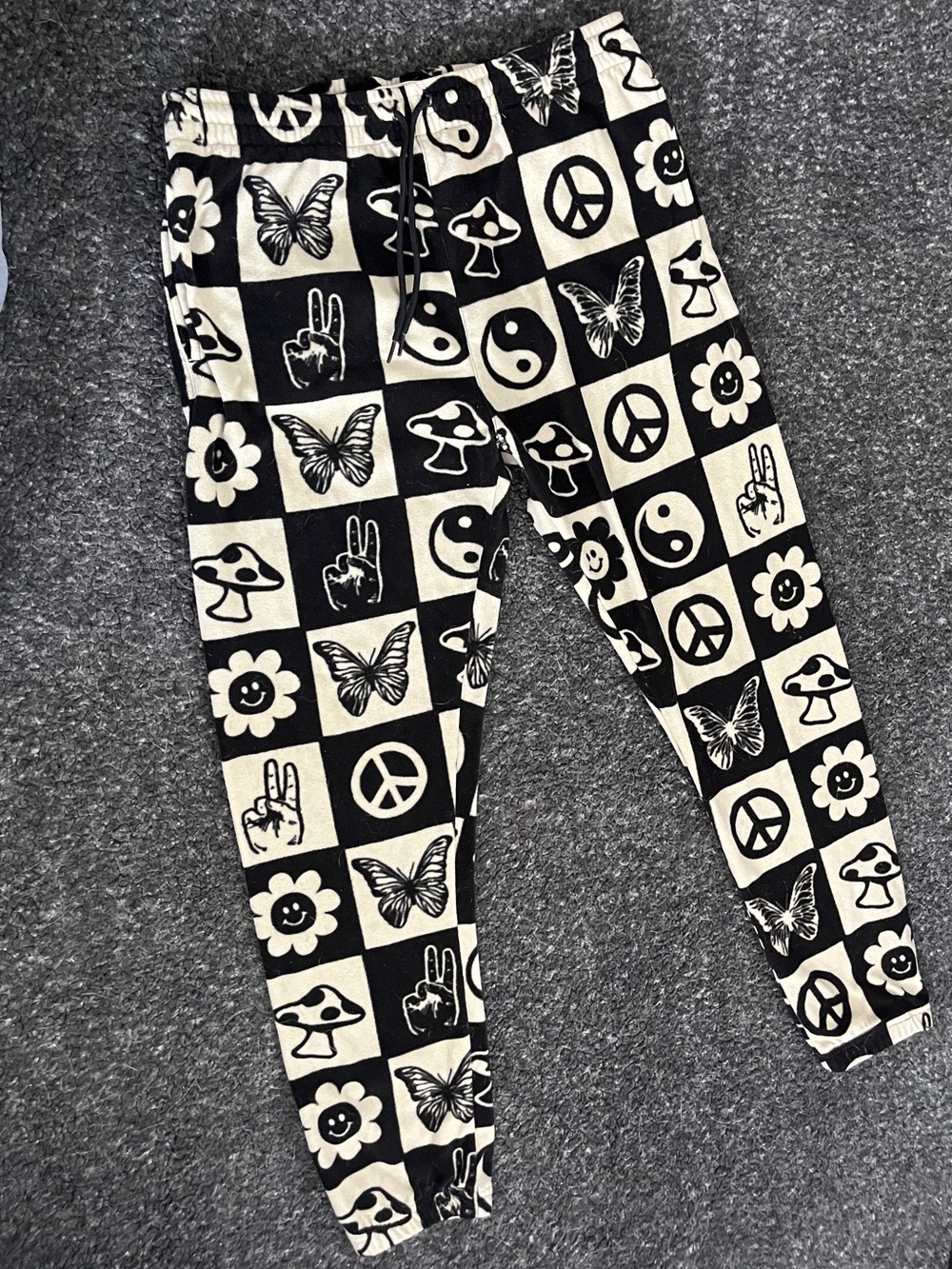 PacSun Black & Cream Kids Graphic Jogger Pants
